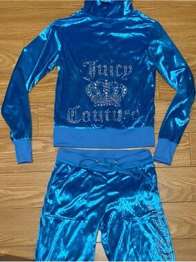 Juicy Couture Shiny Blue Velour Rhinestone Logo Track Set